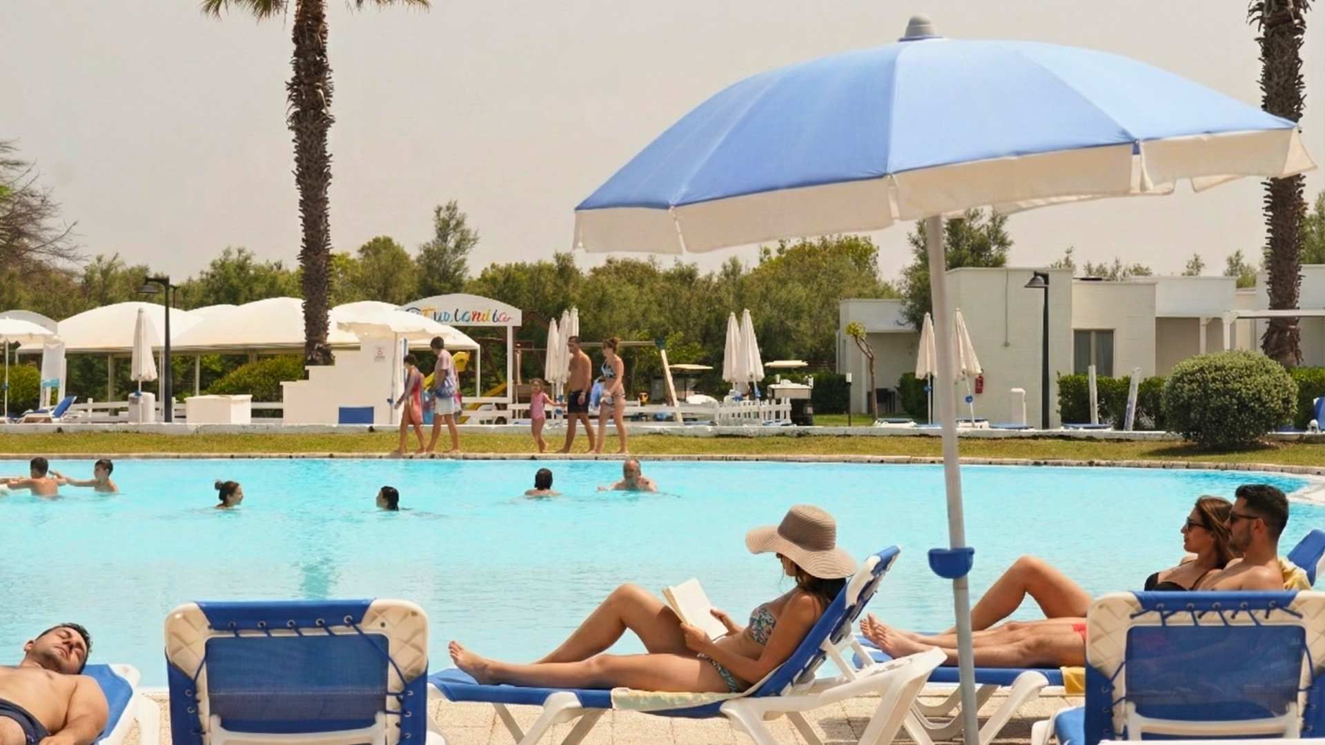 piscina torre rinalda